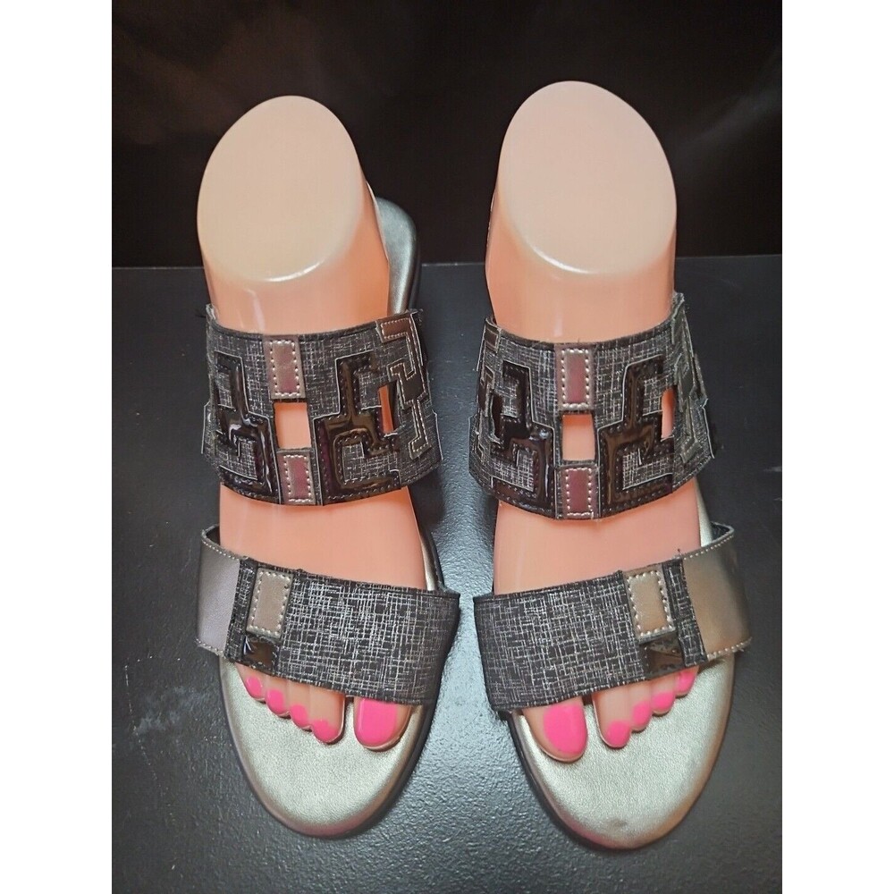 It's Ok Women's Slip on Sandals Size 9W